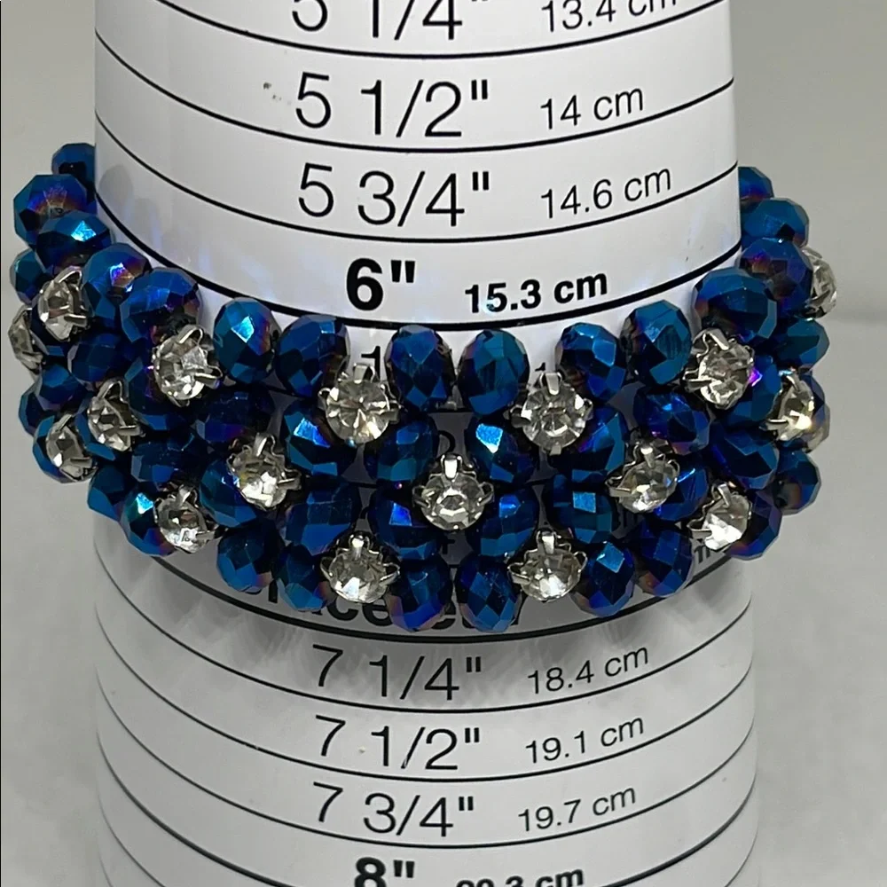 Vtg gorgeous Blue bead clear stretch prong set rhinestone Bracelet beautiful